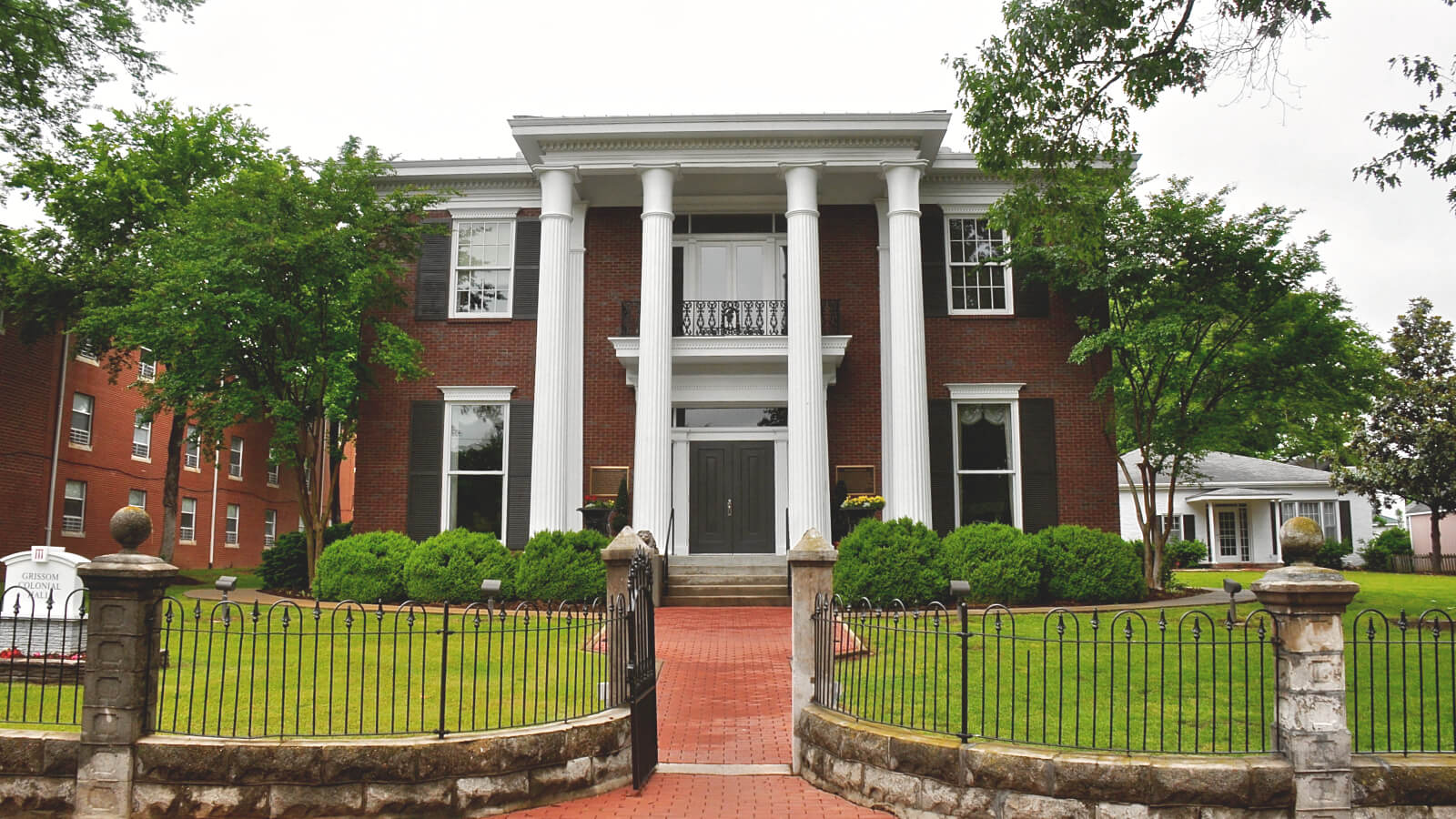 Eminent Education Institute