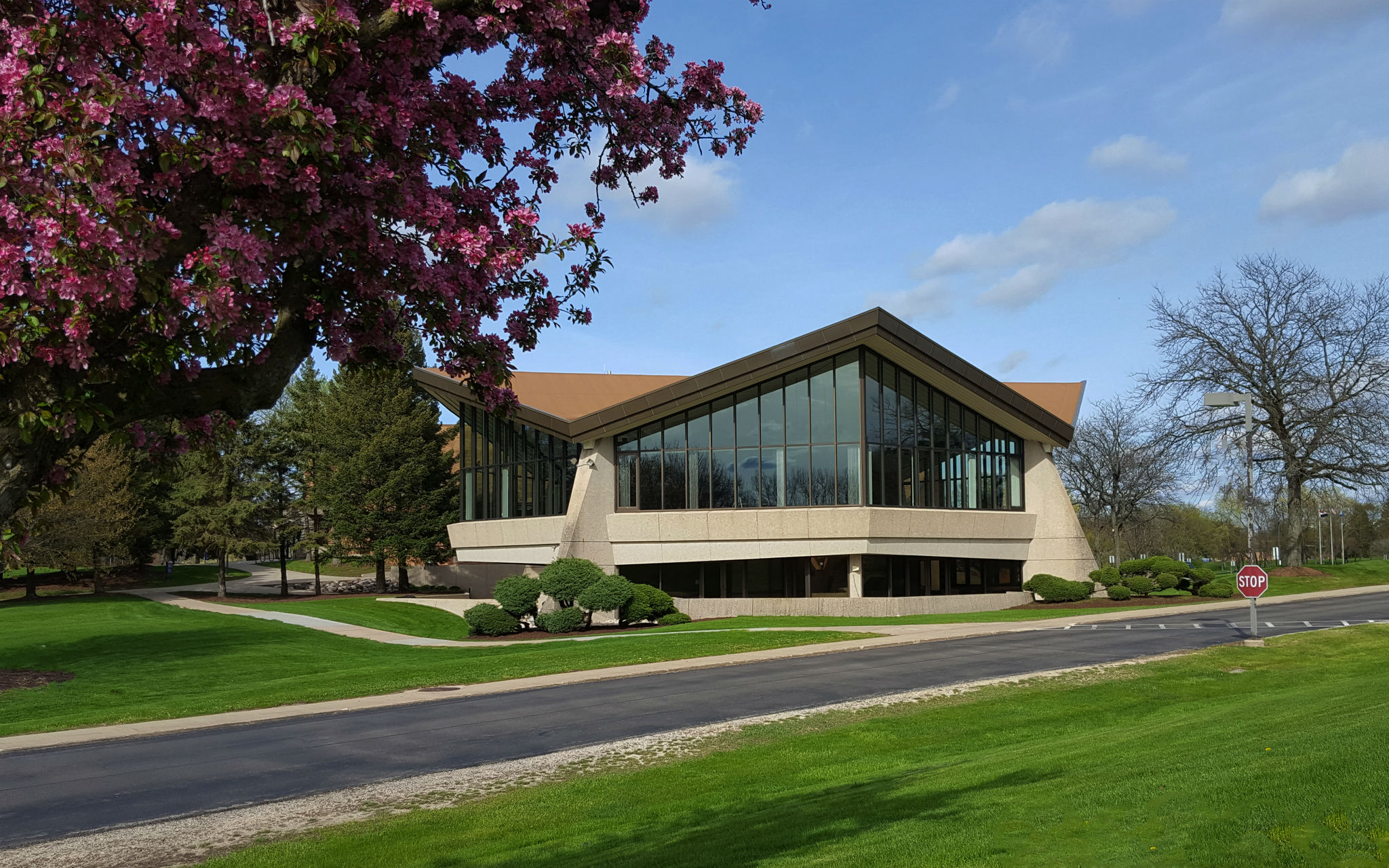 Eminent Education Institute